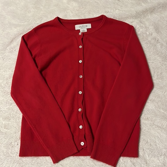 Outline red cardigan - Picture 3 of 10